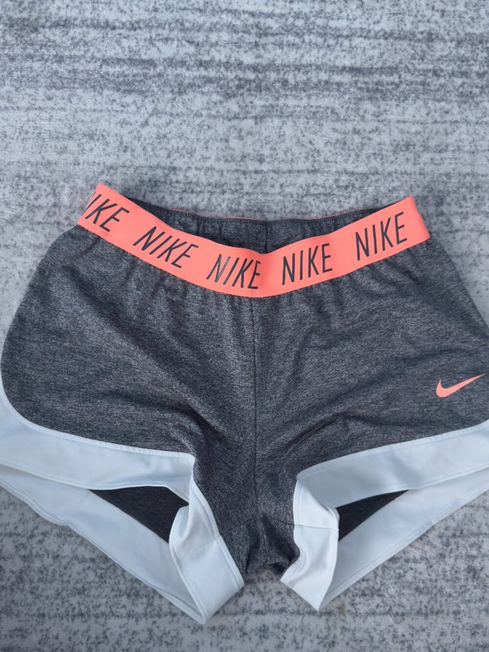 Nike Dri-FIT Women’s Running Shorts Gray Pink Booty Shorts Size M
